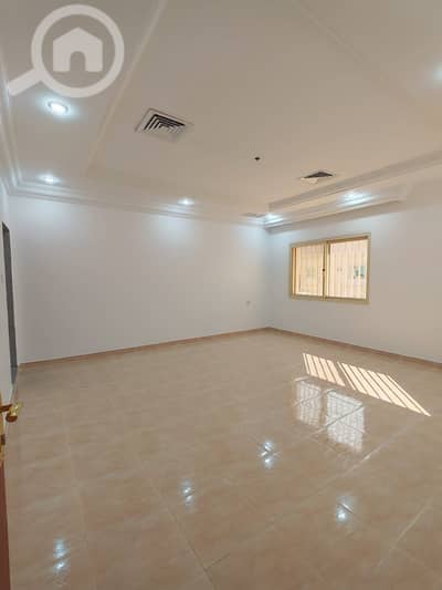 فلیٹ 4 غرف نوم للايجار في جابر الاحمد، مدينة الكويت - دور ارضي للإيجار في جابر الاحمد مع ديوانية وغرفة سايق