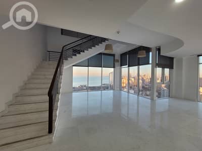 شقة 4 غرف نوم للايجار في بنيد القار، مدينة الكويت - Luxury 4 bedroom penthouse with big balcony in bneid al ghr for Rent