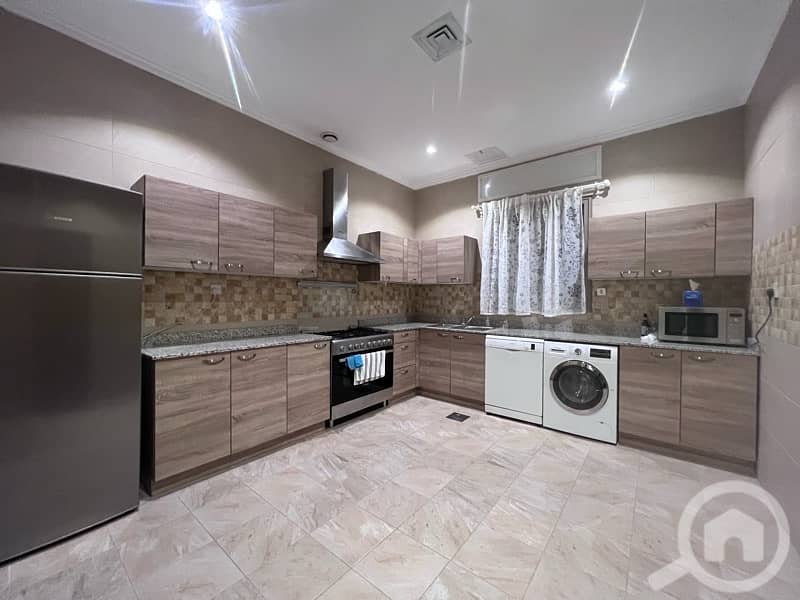 Rumaithya - Deluxe and Spacious 3 BR with Balcony Rumaithya - Deluxe and Spacious 3 BR with Balcony