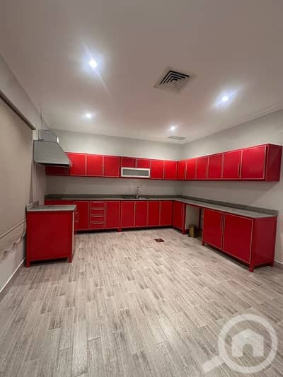 شقة 4 غرف نوم للايجار في الشهداء، مدينة الكويت - للإيجار دور مميز