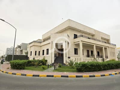 مجمع تجاري  للبيع في جابر الاحمد، مدينة الكويت - جابر الاحمد