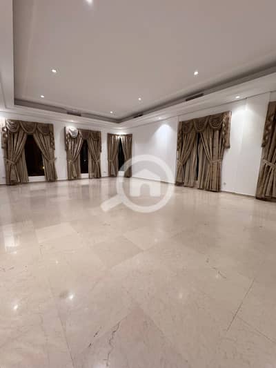 فلیٹ 4 غرف نوم للايجار في سلوى، مدينة الكويت - شقة للايجار في سلوي ٤ غرف / 5 حمام