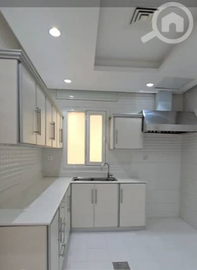 فیلا 3 غرف نوم للايجار في فنيطيس، مدينة الكويت - Fnaitees, 3 Bedrooms + maidroom Flat