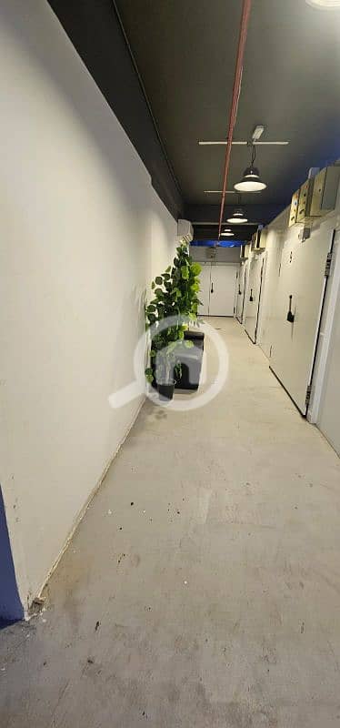 عقارات تجارية اخرى  للايجار في ميناء الشويخ، مدينة الكويت - مخازن للايجار