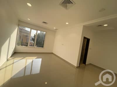 شقة 3 غرف نوم للايجار في الزهراء، مدينة الكويت - للإيجار شقه الزهراء مع بلكونه