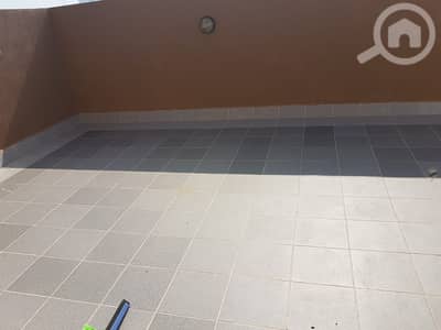 شقة 3 غرف نوم للايجار في الفنطاس، مدينة الكويت - Pets friendly 3 bedroom with terrace in fintas. on the sea side.