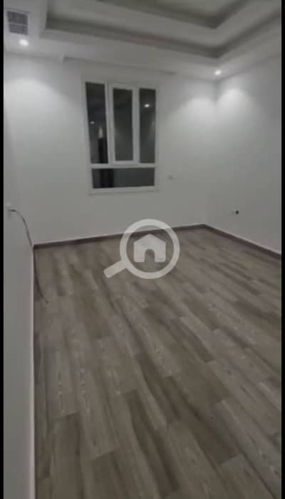 3 Bedroom Flat for Rent in Mubarak Al Abdullah, Kuwait City - للإيجار شقة في غرب عبدالله مبارك للمعاريس