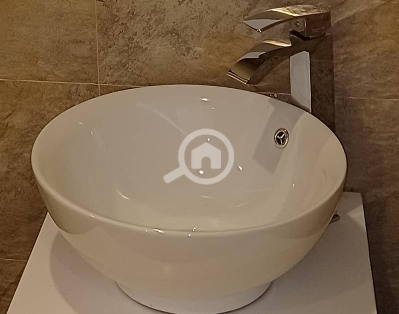 New, nice & Huge sized 3 bedroom in funaitees with maids room. New, nice & Huge sized 3 bedroom in funaitees with maids room.