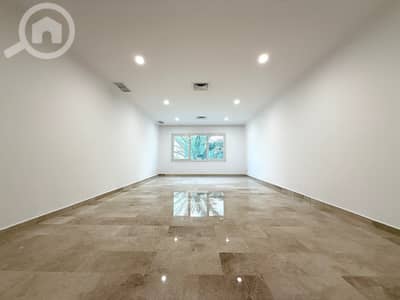 4 Bedroom Apartment for Rent in Salwa, Kuwait City - Salwa – spacious three or four bedroom apartments w/balcony