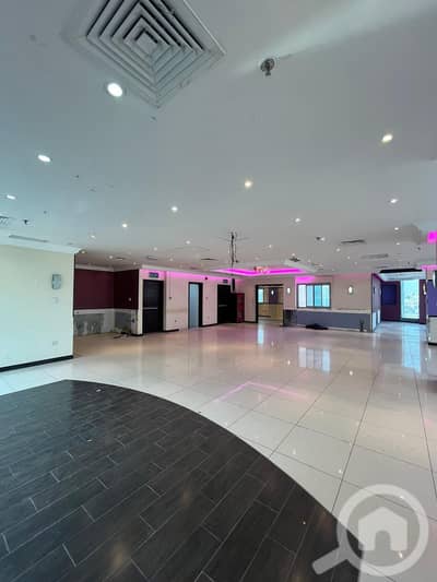 عقارات تجارية اخرى  للايجار في الفحيحيل، مدينة الكويت - Full commercial Floor with sea view for rent in Fahaheel.