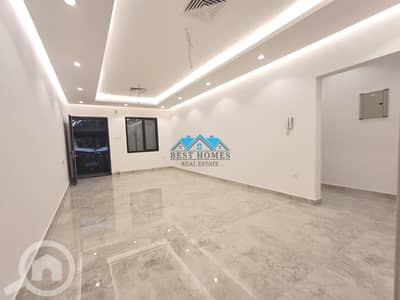 فلیٹ 4 غرف نوم للايجار في الرميثية، مدينة الكويت - 4 Master Bedrooms Apartment in Rumaithiya