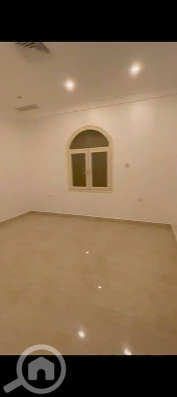 2 Bedroom Flat for Rent in Al Omariya, Kuwait City - للإيجار شقة في العمريه للمعاريس ٣٥٠دك