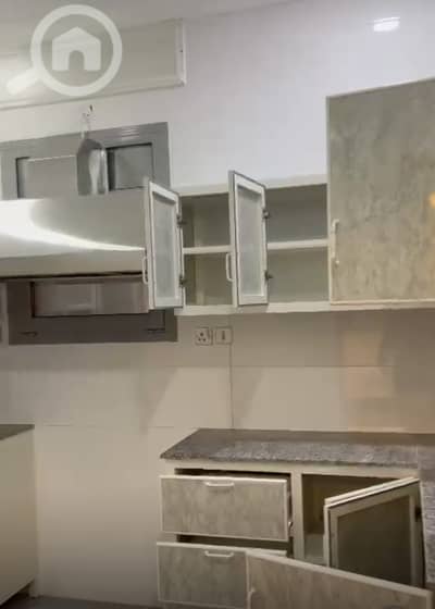 2 Bedroom Flat for Rent in Al Shuhada, Kuwait City - للإيجار شقه في الشهداء