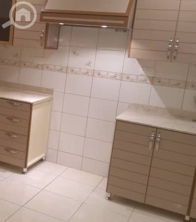 شقة 2 غرفة نوم للايجار في ابو فطيرة، مدينة الكويت - Furnished or unfurnished 2 bedroom in abu fatira with yard