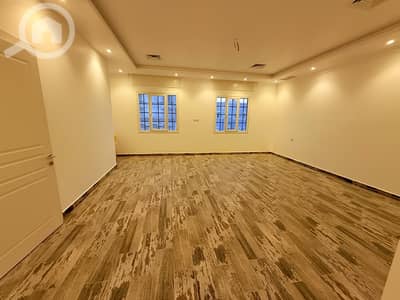 فیلا 6 غرف نوم للايجار في صباحية، مدينة الكويت - Sabah Al ahmed - brand new villa with garden