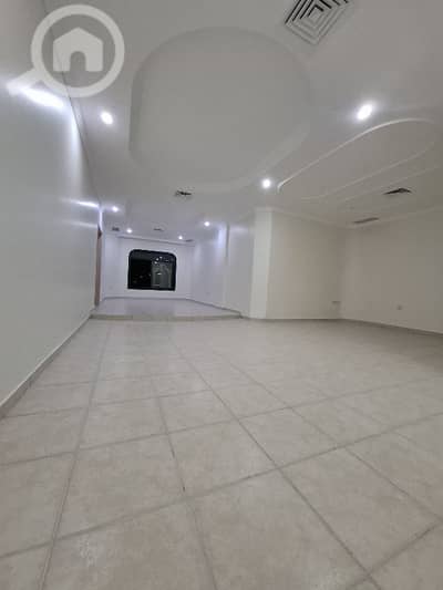 شقة 3 غرف نوم للايجار في الشعب، مدينة الكويت - للايجار شقه بالشعب السكني دور ثاني مع بلكونه كبيره مصعد تشطيب راقي