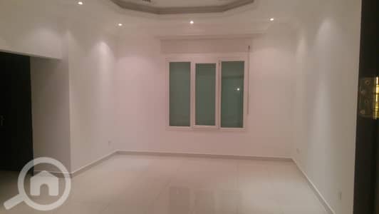 فلیٹ 3 غرف نوم للايجار في المنقف، مدينة الكويت - Supersized 3 bedroom in mangaf.