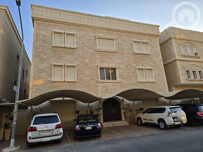 شقة 6 غرف نوم للايجار في الزهراء، مدينة الكويت - للإيجار دور كبير بالزهراء