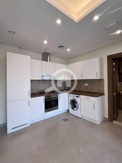 شقة 1 غرفة نوم للايجار في السالمية، مدينة الكويت - Salmiya Deluxe - Semi Furnished 1 BDRM Apartment