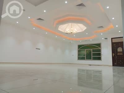 فیلا 6 غرف نوم للايجار في كيفان، مدينة الكويت - للإيجار تربلكس في كيفان ٣ادوار ارضي واول ويوجد بها مصعد خاص مع ديوانية