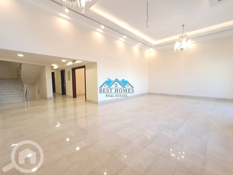 Luxury 6-Bedroom Villa with Private Entrance in Khaldiya