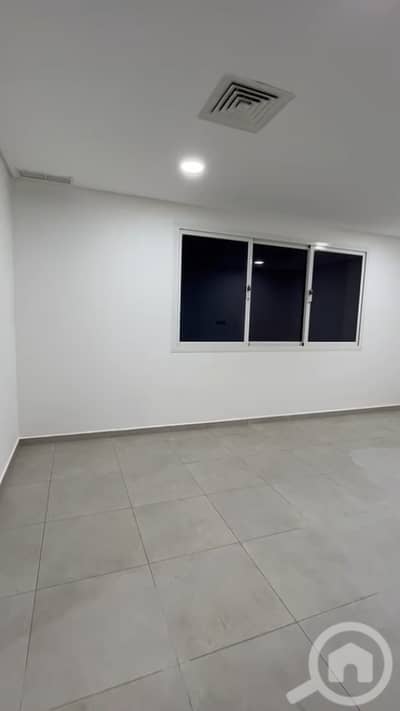 2 Bedroom Apartment for Rent in Hawalli, Kuwait City - للإيجار شقه حولي غرفتين