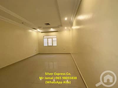 فلیٹ 3 غرف نوم للايجار في العقيلة، مدينة الكويت - Spacious 3 Bedroom Apartment for Rent in Egaila.