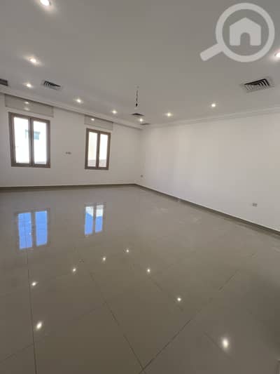 فیلا 4 غرف نوم للايجار في السلام، مدينة الكويت - للإيجار دور في السلام