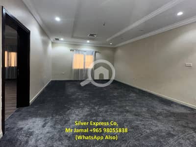 فلیٹ 4 غرف نوم للايجار في المنقف، مدينة الكويت - 4 Bedroom Private Rooftop Apartment for Rent in Mangaf.