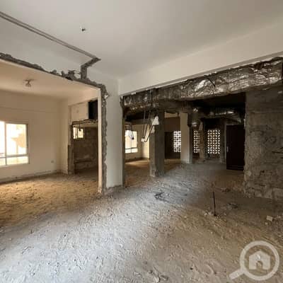 عقارات تجارية اخرى  للايجار في الرقعي، مدينة الكويت - Full investment floor for rent in Al-Ruqai.