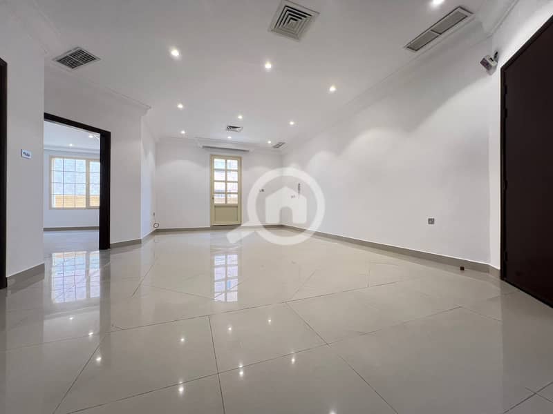 Salwa – great, semi furnished three master bedroom apartment