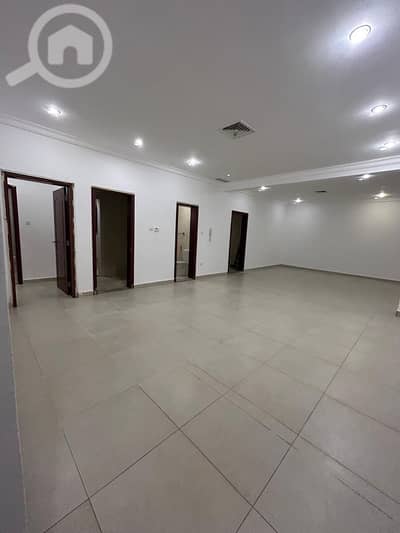 فیلا 3 غرف نوم للايجار في الزهراء، مدينة الكويت - للإيجار بيوت صغيره