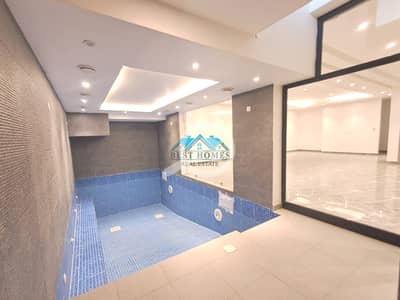 فلیٹ 4 غرف نوم للايجار في الجابرية، مدينة الكويت - 4 Bedrooms Ground Floor Duplex Apartment with Private Pool in Jabriya