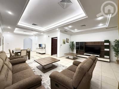 3 Bedroom Apartment for Rent in Salwa, Kuwait City - Salwa – great, furnished three bedroom apartment with facilities