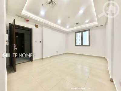 3 Bedroom Flat for Rent in Al Salmiya, Kuwait City - Three bedroom apartment for rent in Salmiya