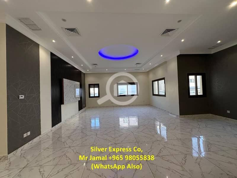 5 Bedroom Fully Sunny Duplex for Rent in Abu Fatira. 5 Bedroom Fully Sunny Duplex for Rent in Abu Fatira.