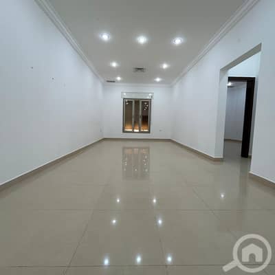 3 Bedroom Apartment for Rent in Salwa, Kuwait City - Apartment for rent in Salwa, Block 3.