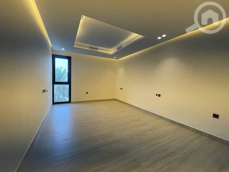 FLOOR FOR RENT IN ROWDA