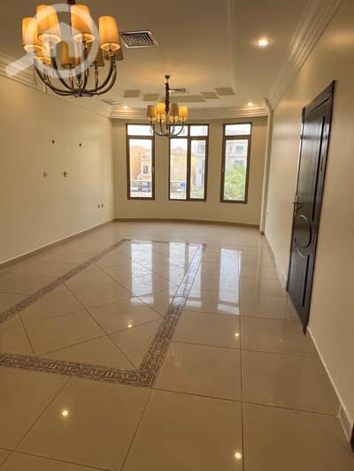 3 Bedroom Flat for Rent in Mishref, Kuwait City - للإيجار شقة في غرب مشرف