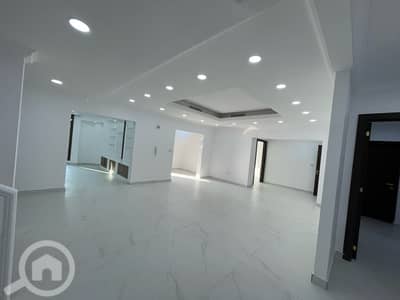 7 Bedroom Villa for Rent in Al Jabriya, Kuwait City - للإيجار فيلا الجابريه