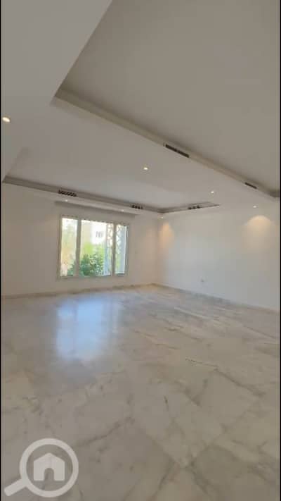 6 Bedroom Flat for Rent in Shamiya, Kuwait City - شقة دوبلكس فاخرة في الشامية