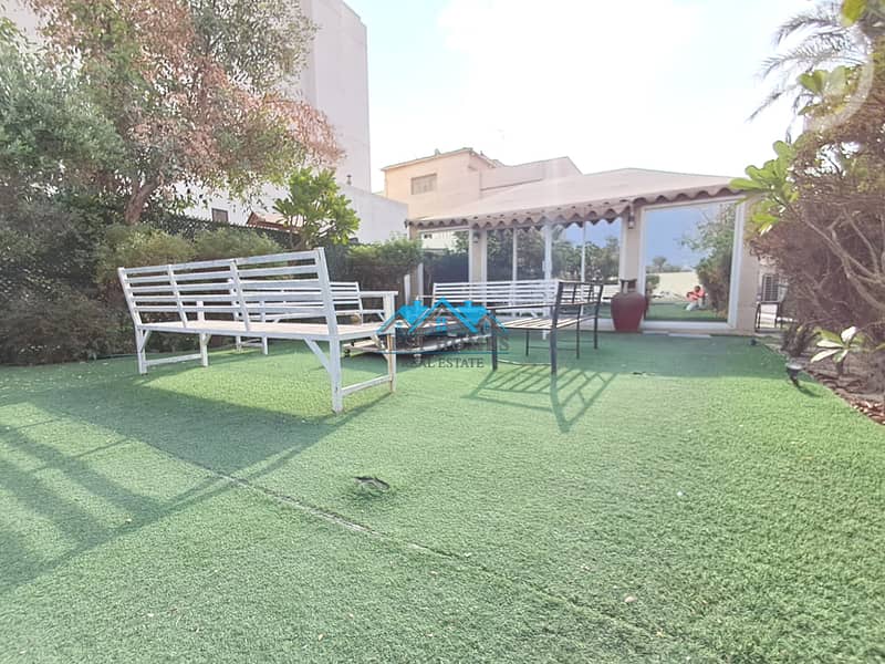 4 Bedrooms Ground Floor with Yard Area in Nuzha