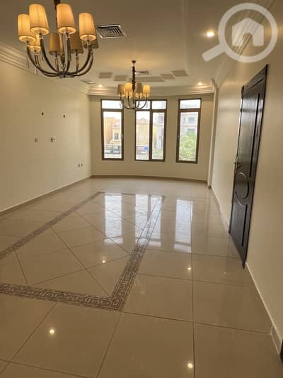3 Bedroom Apartment for Rent in Mubarak Al Abdullah, Kuwait City - للإيجار شقه في غرب مشرف