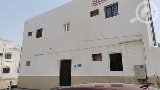 9 Bedroom Villa for Sale in Rumaithiya, Kuwait City - بيت للبيع ب76000 ريال عمانى