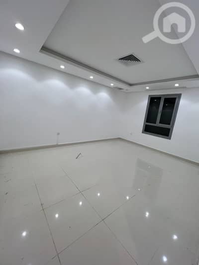 3 Bedroom Flat for Rent in Al Shuhada, Kuwait City - للإيجار شقة في الشهداء للمعاريس