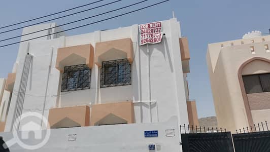 Commercial Building for Sale in Al Jahra, Kuwait City - بناية للبيع 118000 ريال عمانى