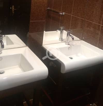 شقة 4 غرف نوم للايجار في سلوى، مدينة الكويت - Stylish and oversized 4 bedroom floor in salwa.