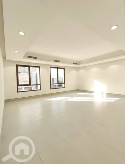 فلیٹ 5 غرف نوم للايجار في كيفان، مدينة الكويت - للإيجار دور ارضي واول في كيفان