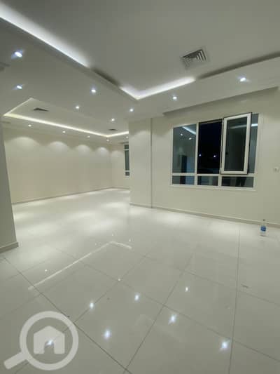 فلیٹ 4 غرف نوم للايجار في الرميثية، مدينة الكويت - شقة دوبلكس فاخرة 4 غرف للإيجار بالرميثية (أرضي وأول)