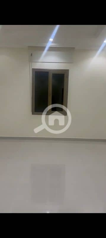 شقة 3 غرف نوم للايجار في جابر الاحمد، مدينة الكويت - for foreigners only apartment for rent in Jaber Al Ahmad.